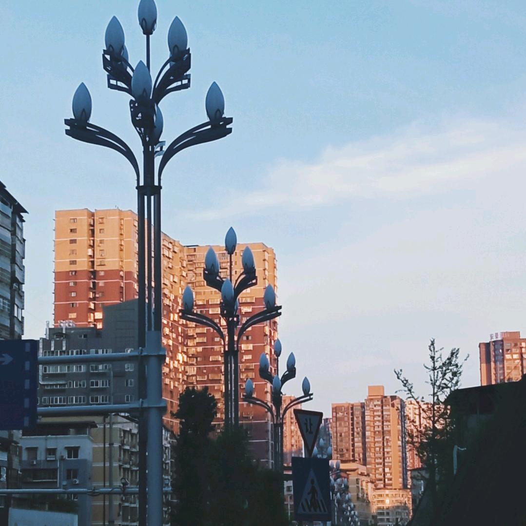 滴哔滴哔滴