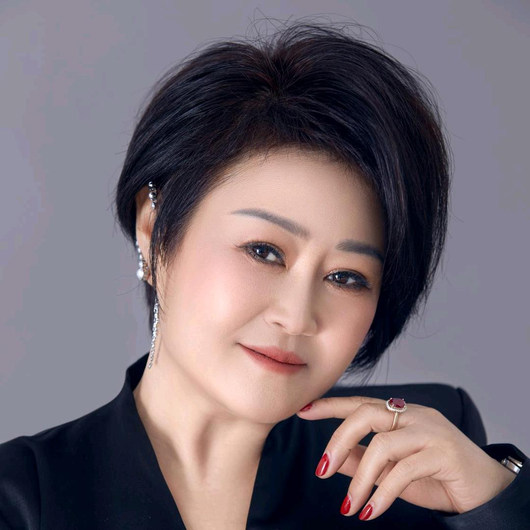 忆滨好身材敏姐