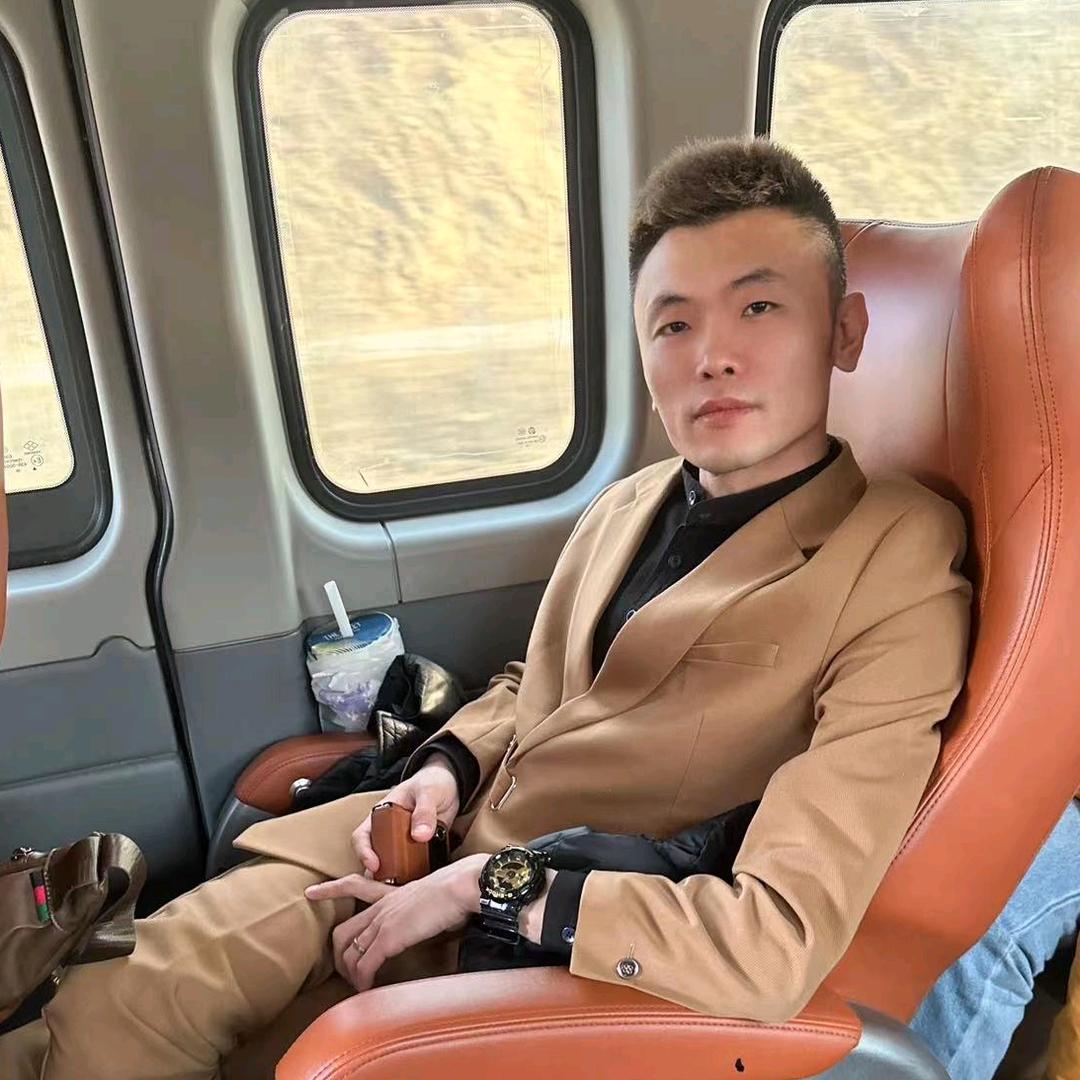 抱着嫦娥啃玉兔❁҉҉҉҉҉҉҉