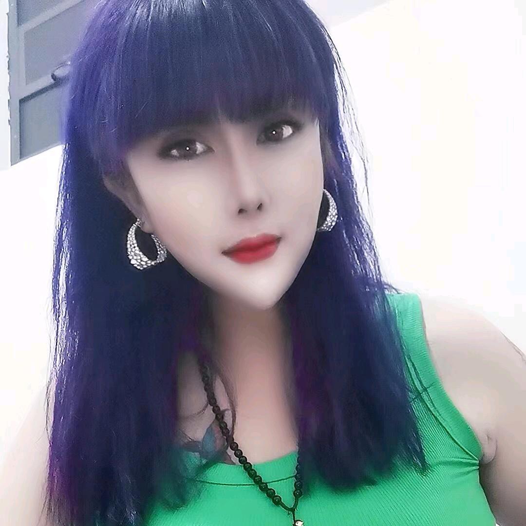 一对大白兔