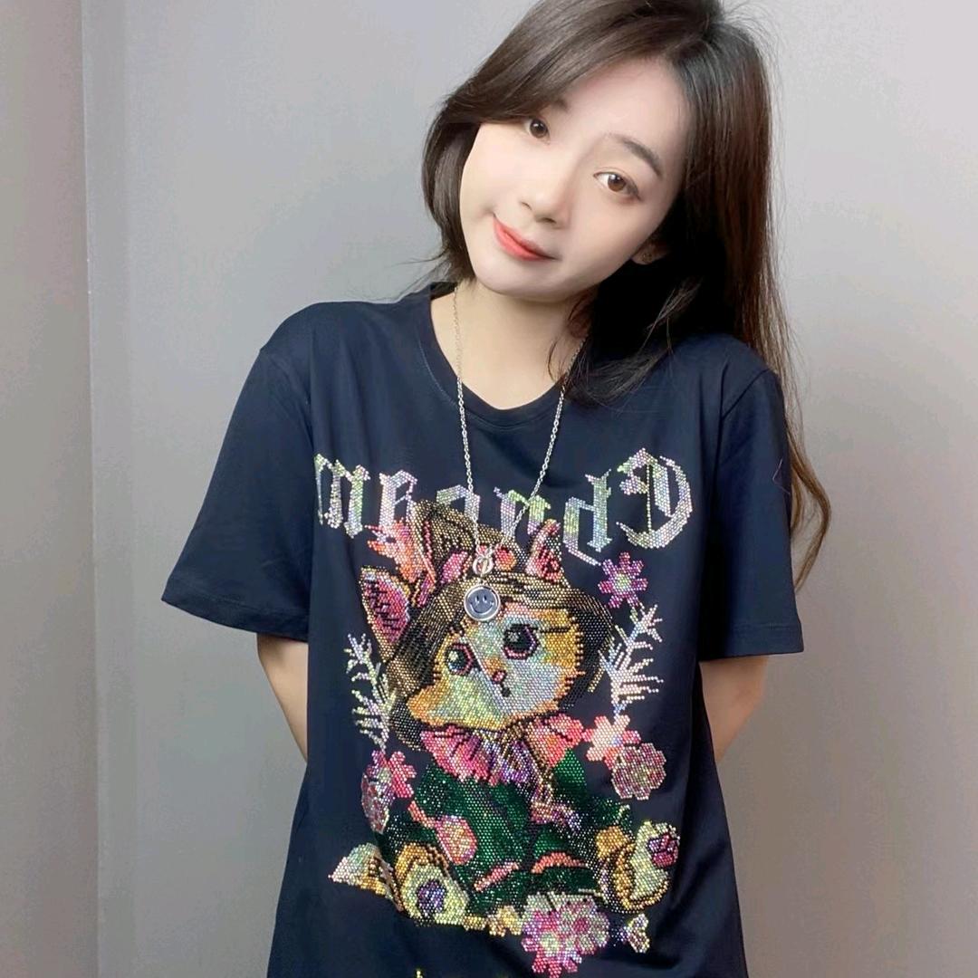 衣诺BC服饰（烫钻女装）
