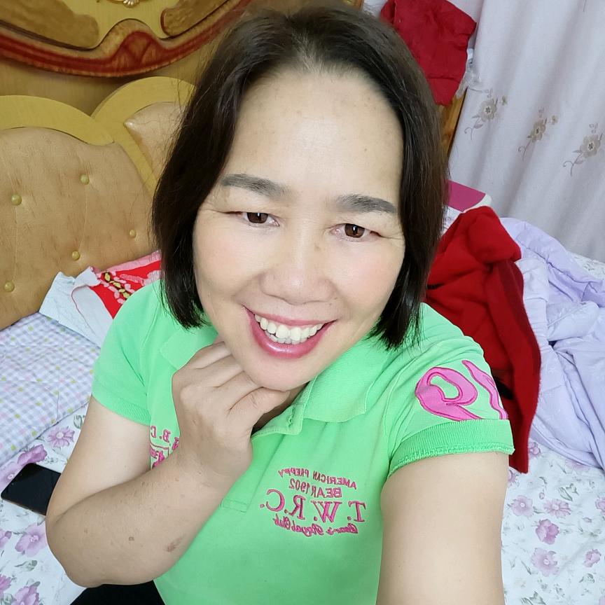 杨七姐（晚上9：00开播聊天主播）