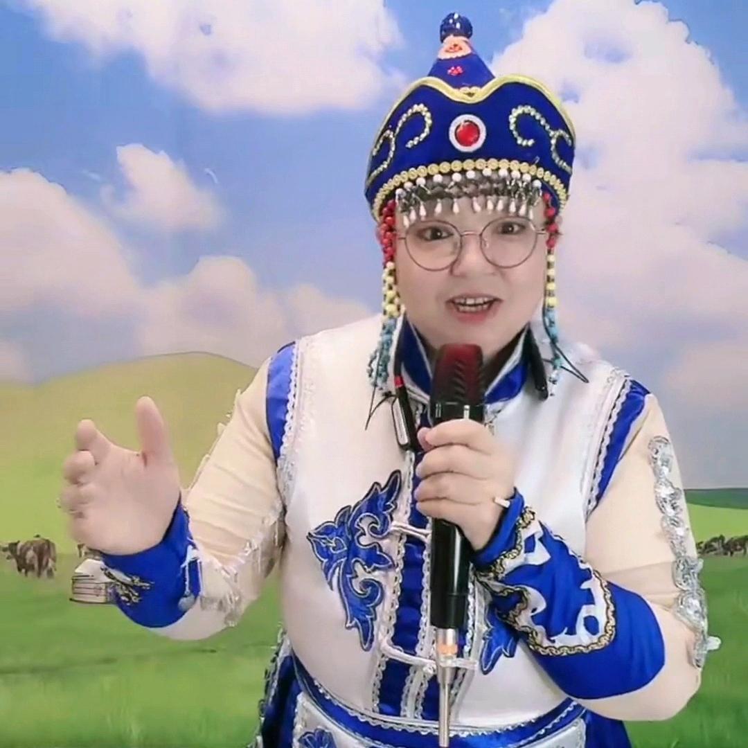 心怡嗨歌🎤下午17点50直播