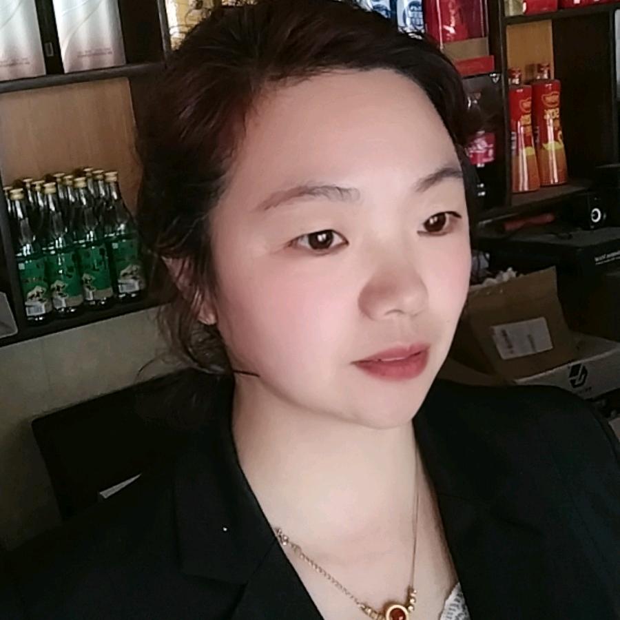 在李口开酒店的李姐