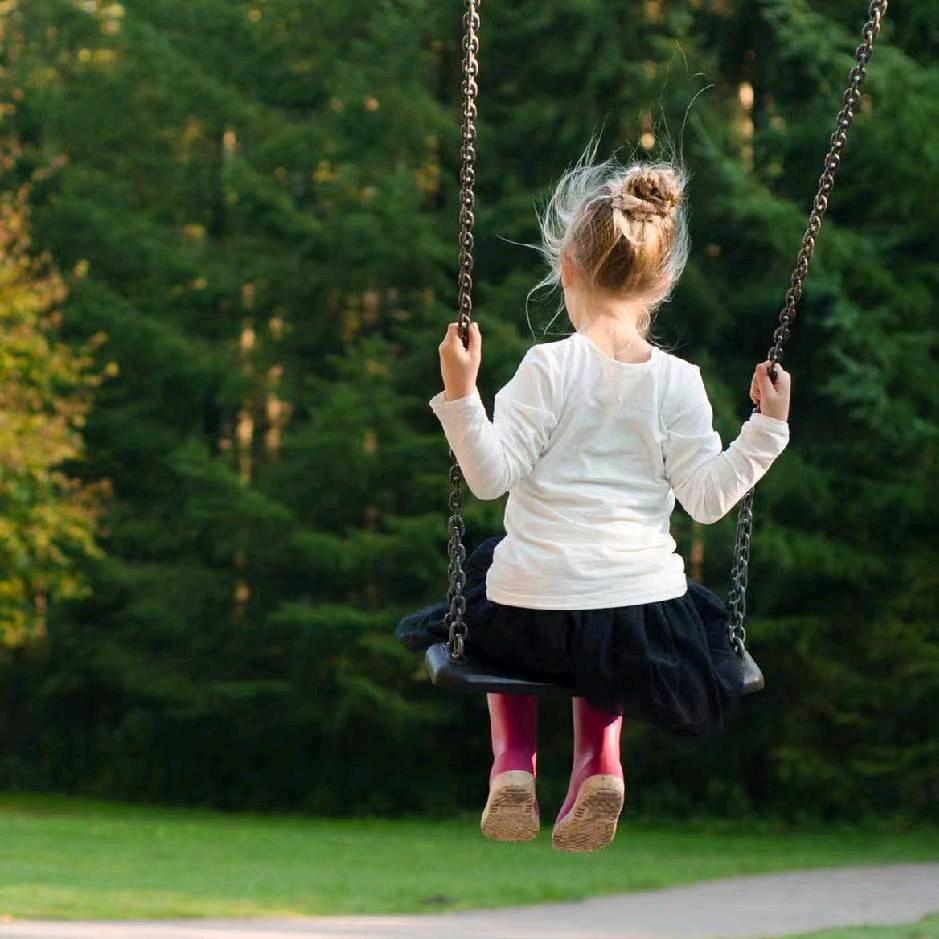 (｡･ω･｡)ﾉ哈哈♡