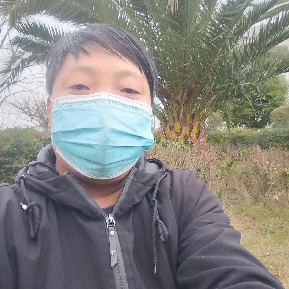 阿俊哥（来自小山村的农村人）