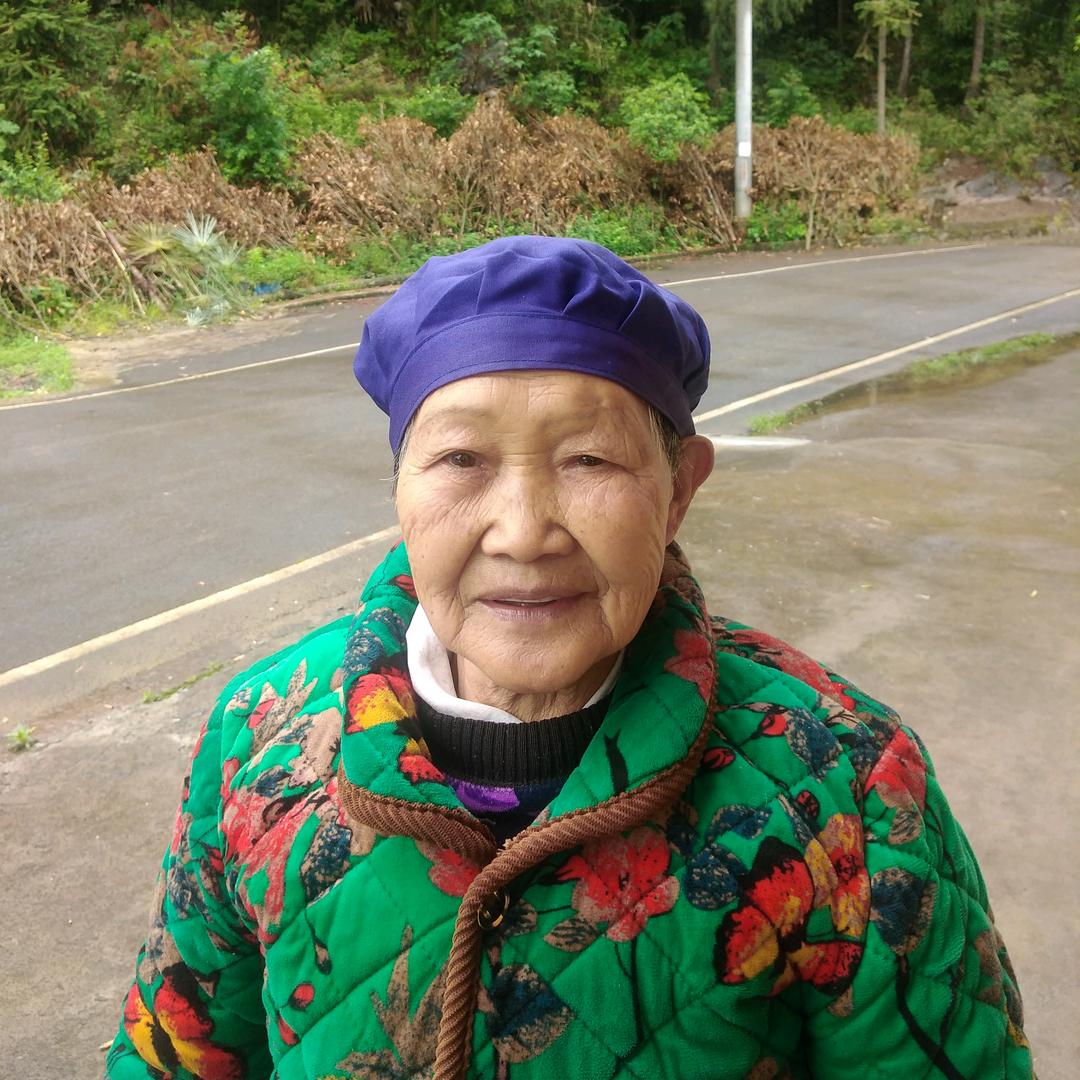 李母