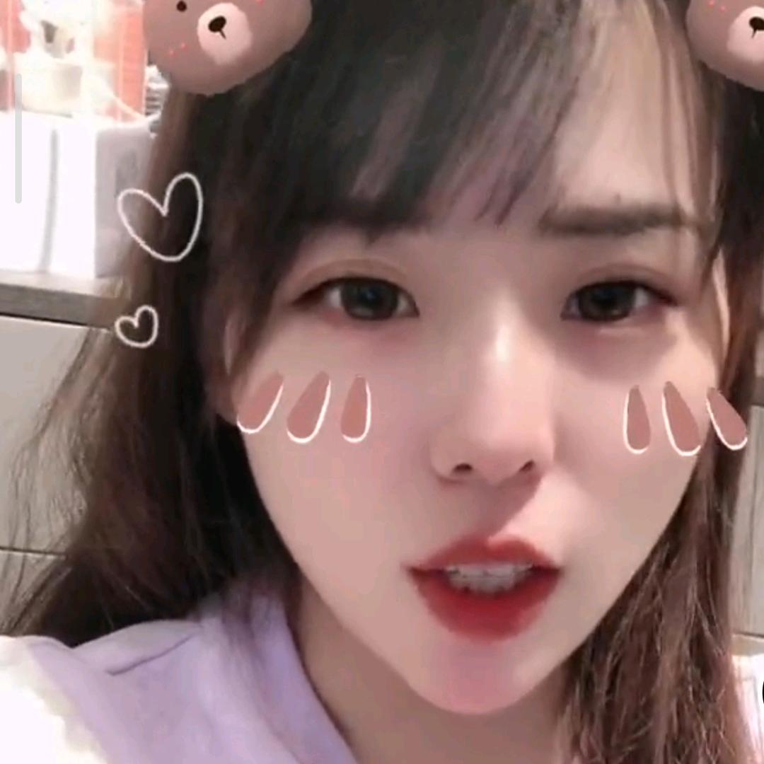 设计师李娜
