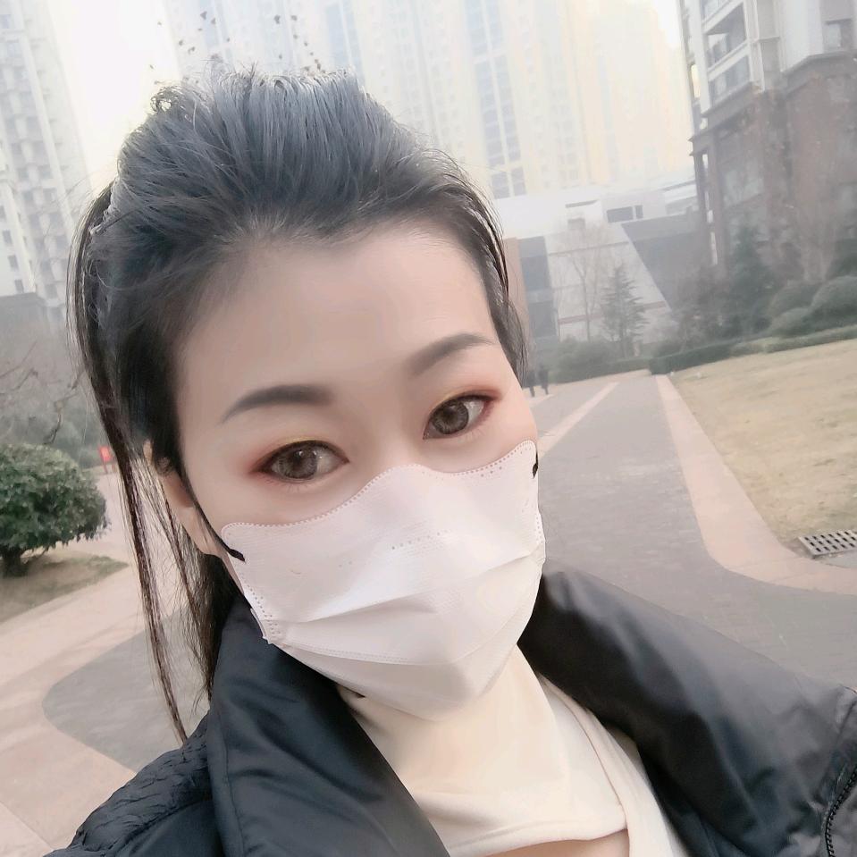 丫头♥(｡￫v￩｡)♥温柔不是姐的范