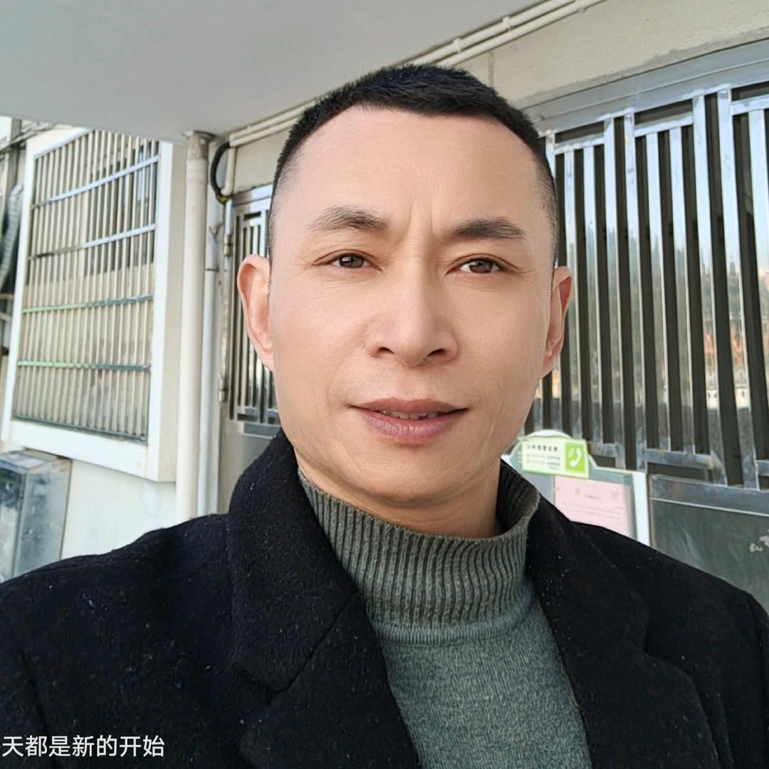 买头盔找阿亮/固鑫源头盔店