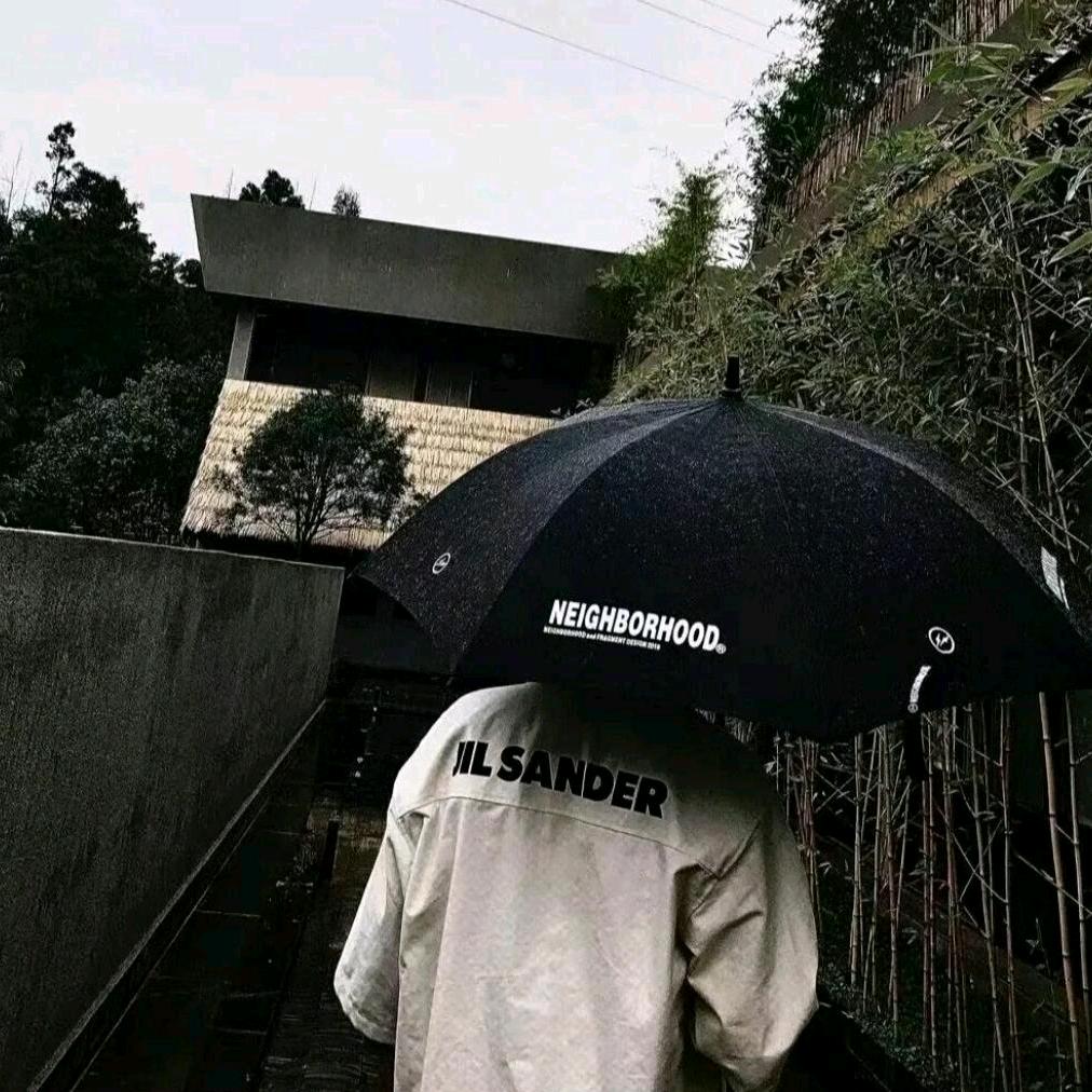 两个山灰