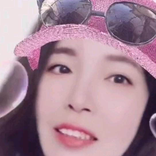 四川幺妹，爱山歌