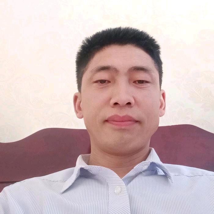 单亲哥哥内外墙装修，外墙真石漆，水包沙，