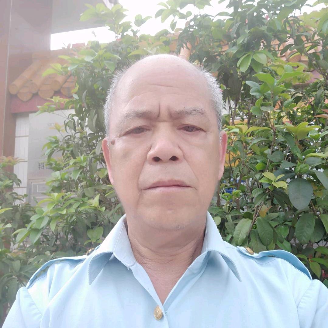 快乐日月相伴