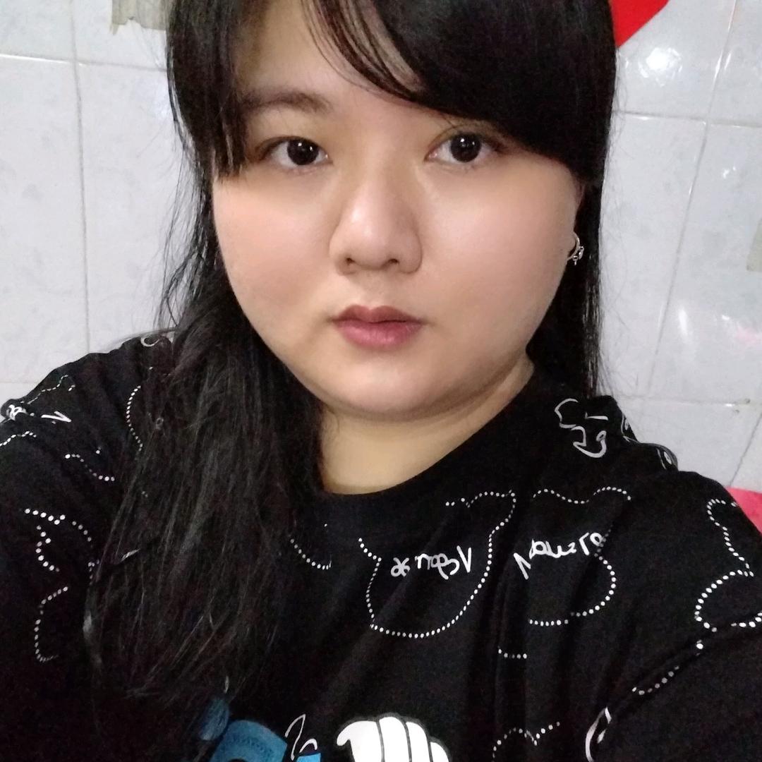 郑颜佳