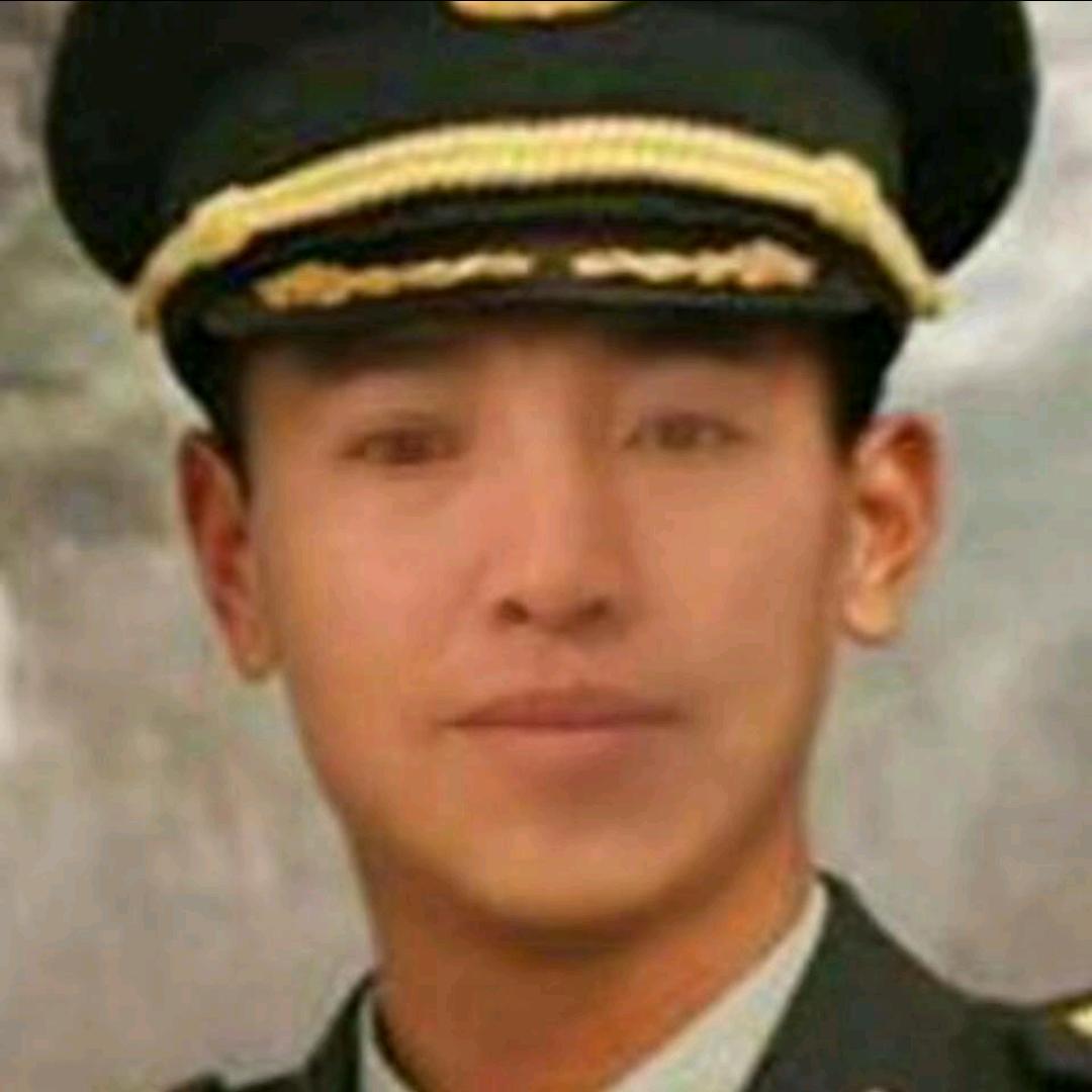 🌈东巴汉子🌈