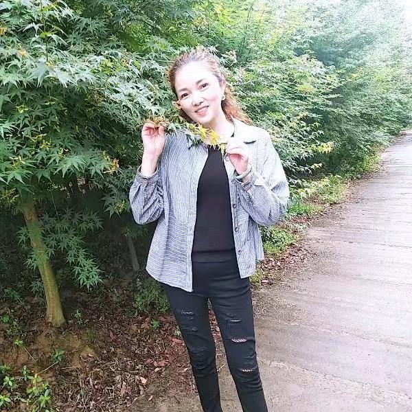 雨后彩红