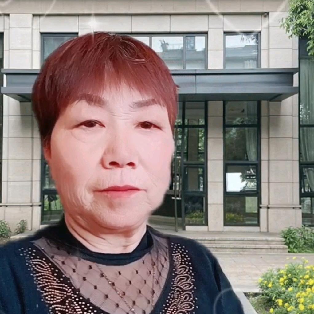 张玉.