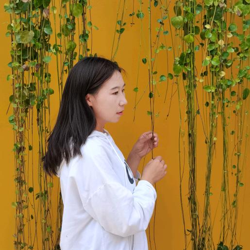 爱进熹👩‍❤️‍💋‍👩