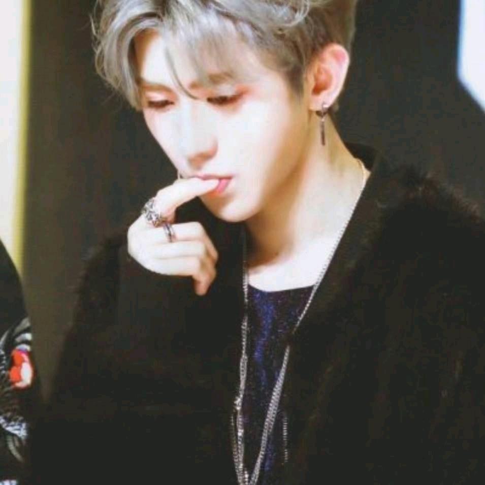 （承蒙厚爱 ）尊师👄峰哥看透红尘