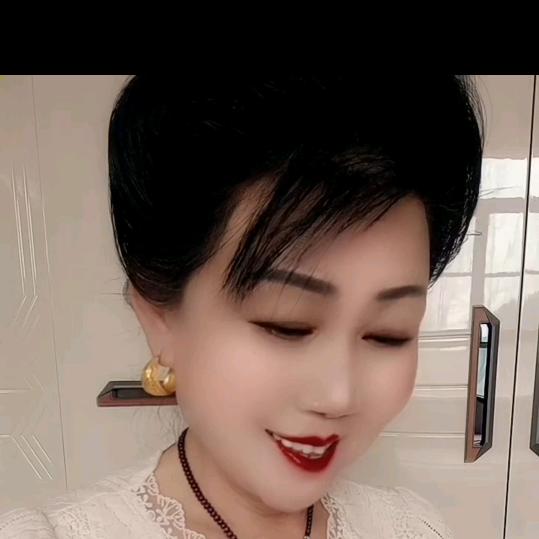 爱美之人💋💋