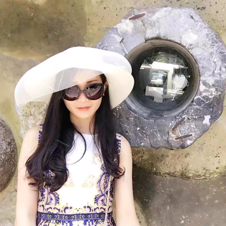 成都卖家具的华姐