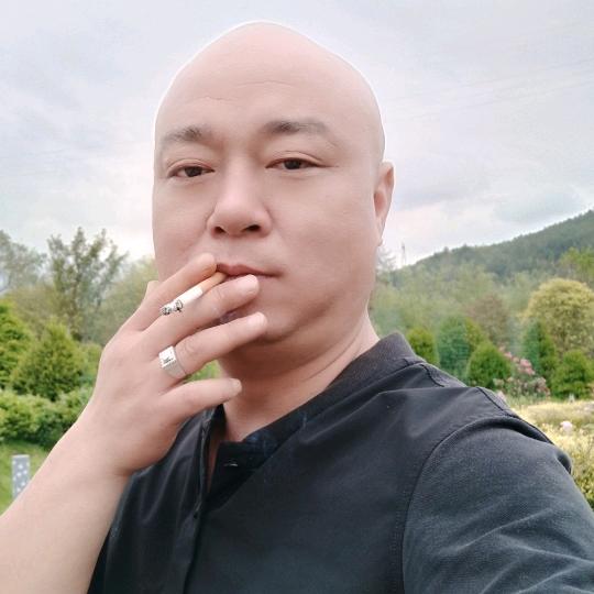 总有人间一两风，填我十万八千梦！