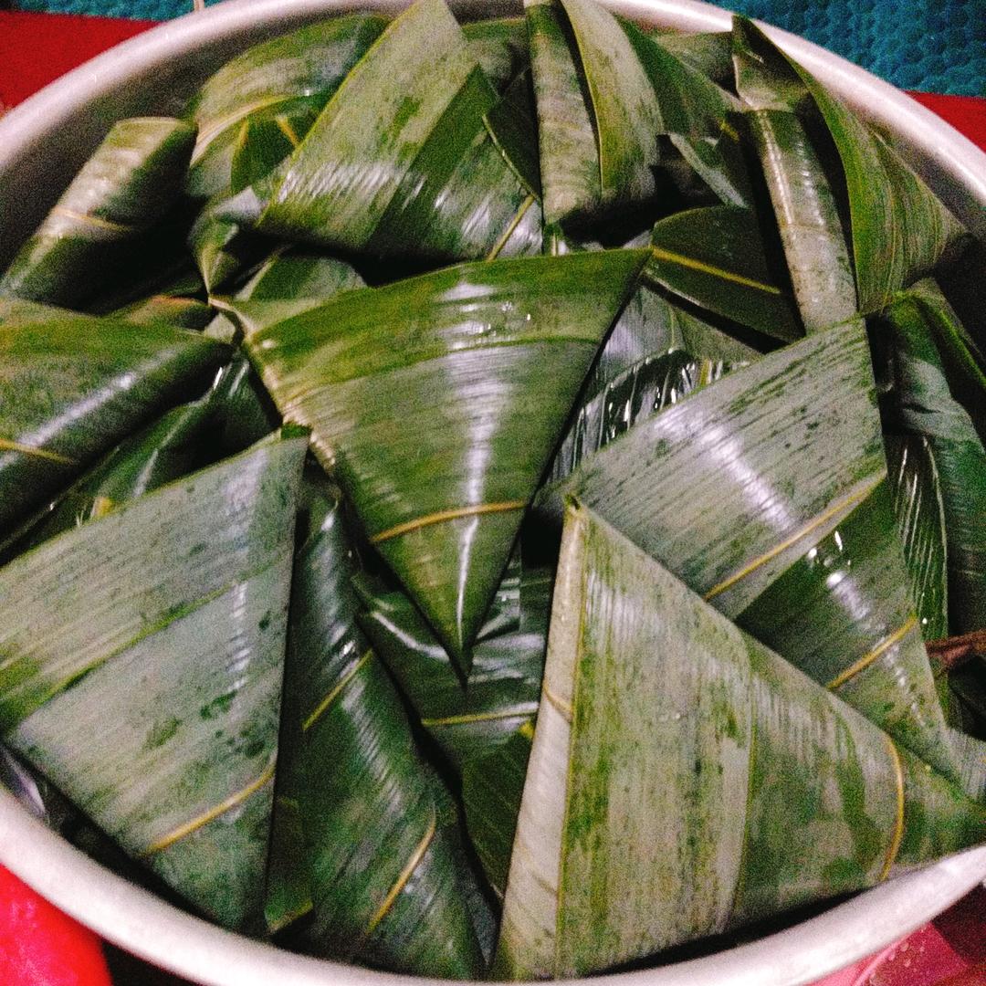 四合头的小李(苞谷粑粑）