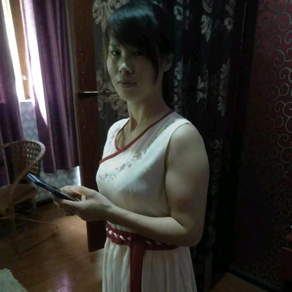 在你的左右