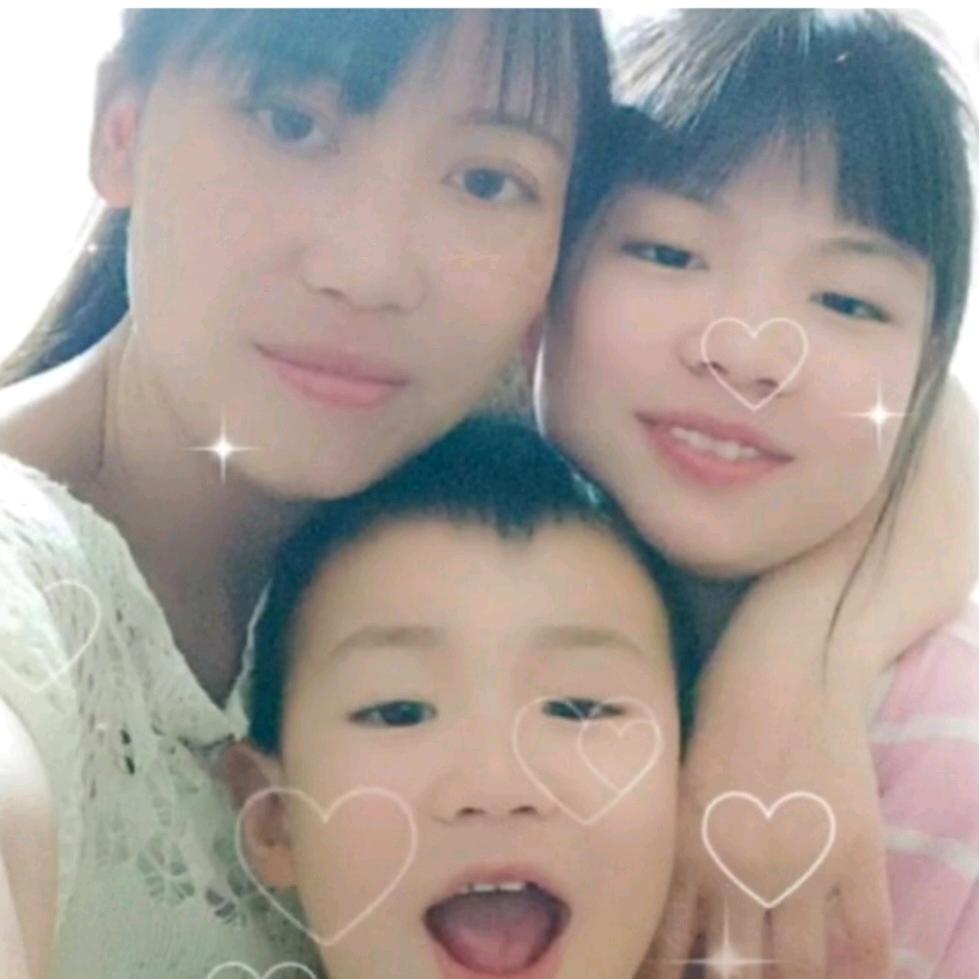 俩臭宝的（单亲辣妈）