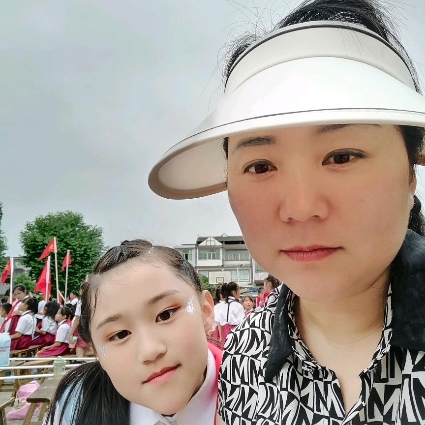 袁婷【💁】一把辛酸泪，谁解其中味