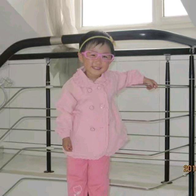 英子头像