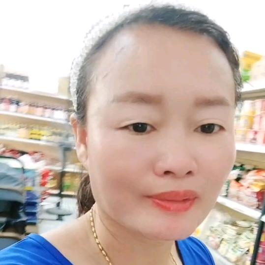 首府生活超市小妹