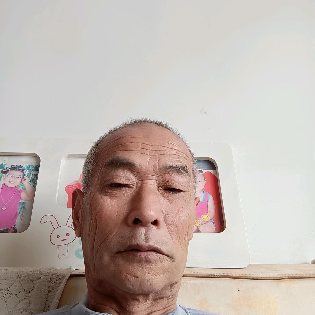 孙洪成