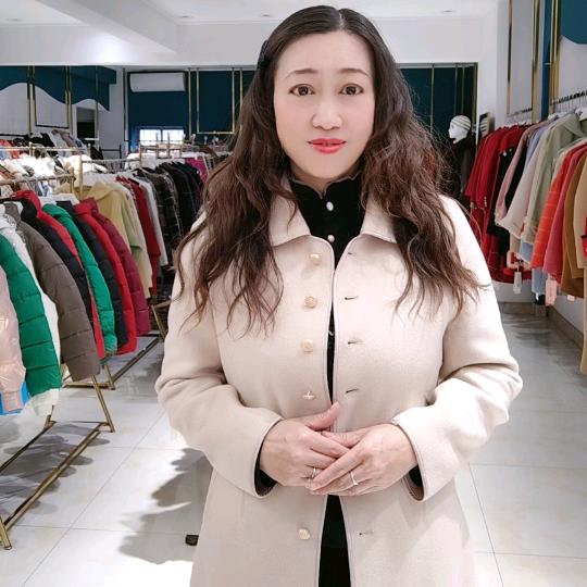 心裳人品牌折扣服饰仓储店（百合店）