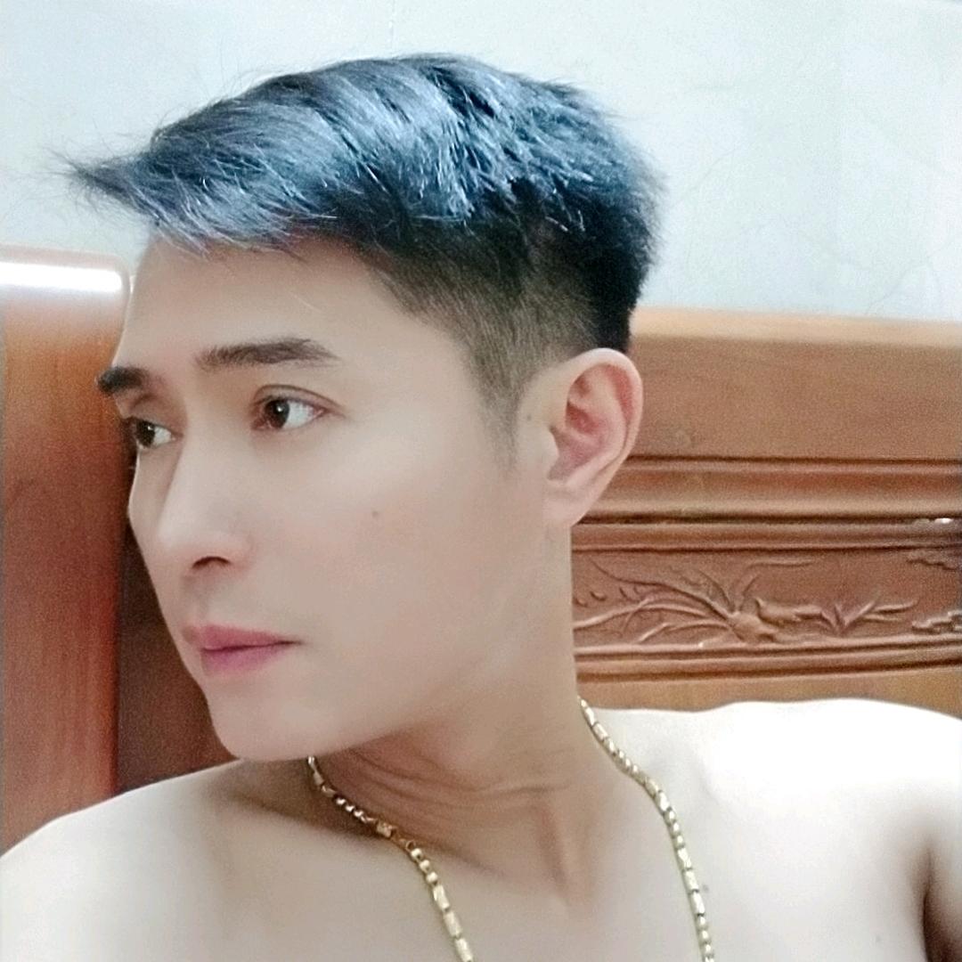 夜深人静。。。