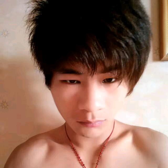 ꧁༺๑富二代他爹๑༻꧂