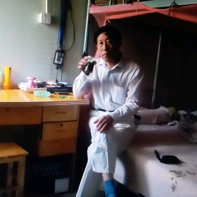 躬耕者、头像