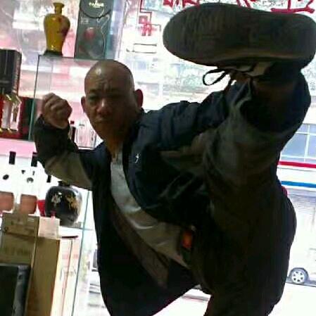 孤狼，来自湖北阳新