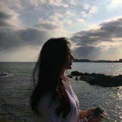 🚬꯭ོ手指上᭄的烟味ꦿ💗