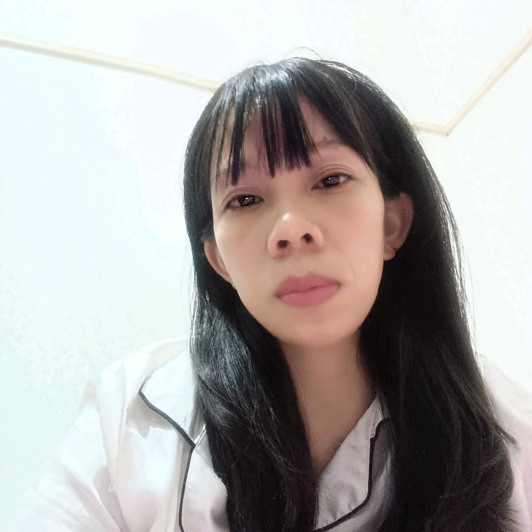 云淡月浅头像