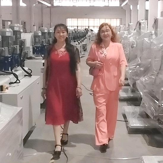 欧阳霞