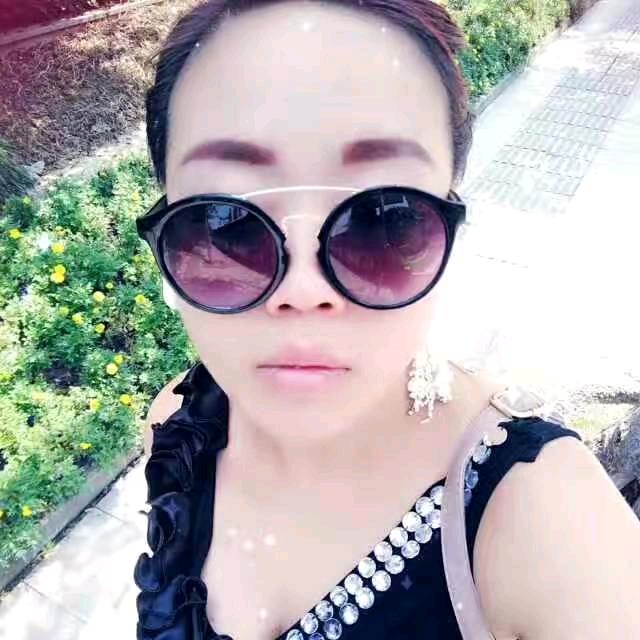 蓝天白云