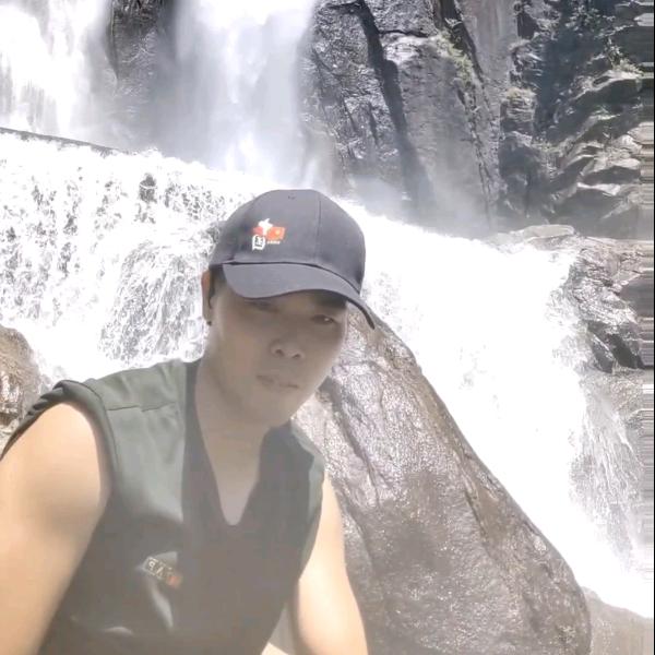 杨哥哥～～