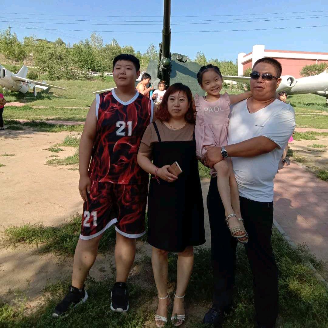 幸福的果果妞妞