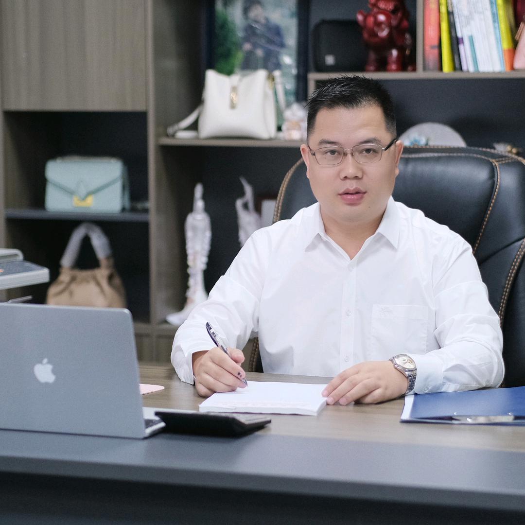 东莞市鸿伊皮具手袋有限公司