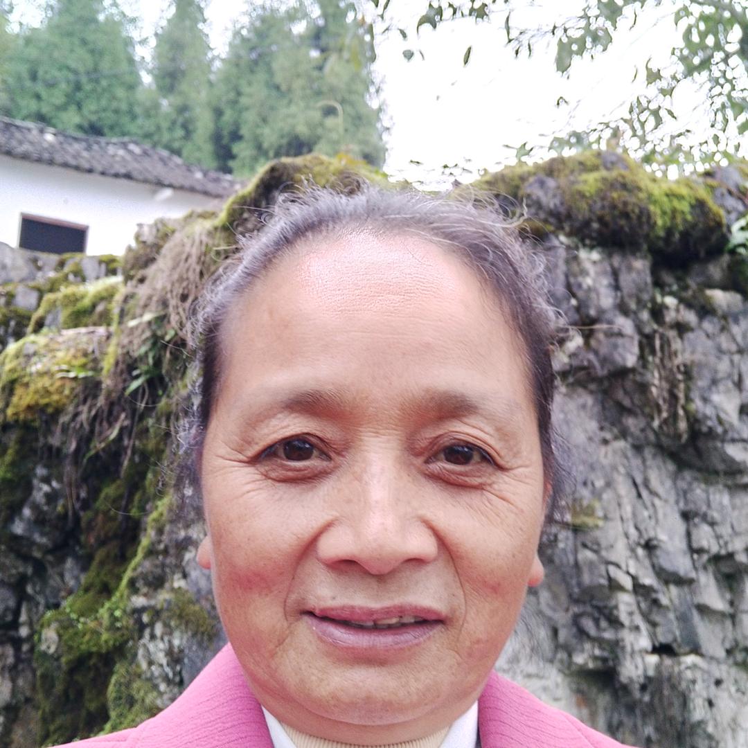 吴群