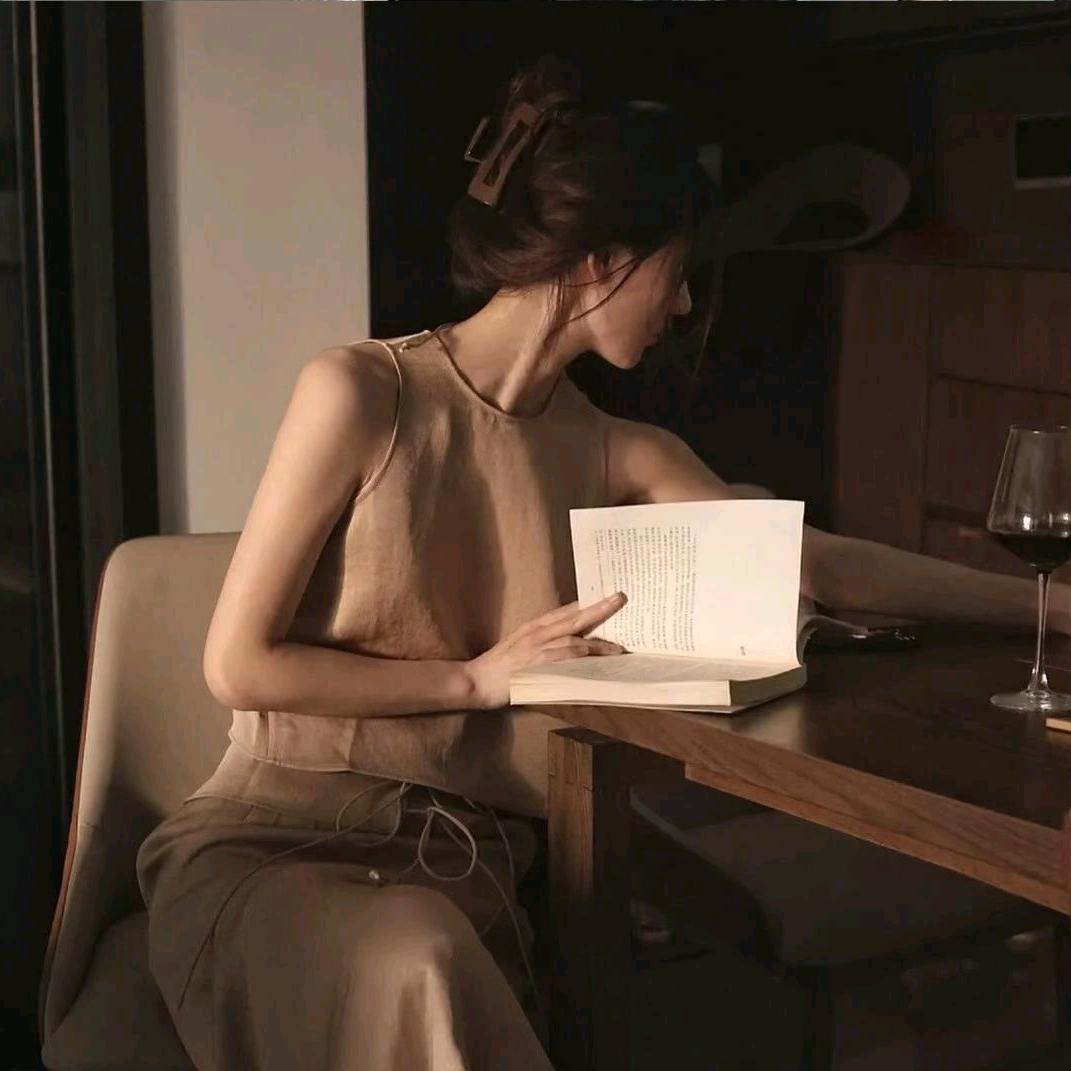 小陈想吃糖.
