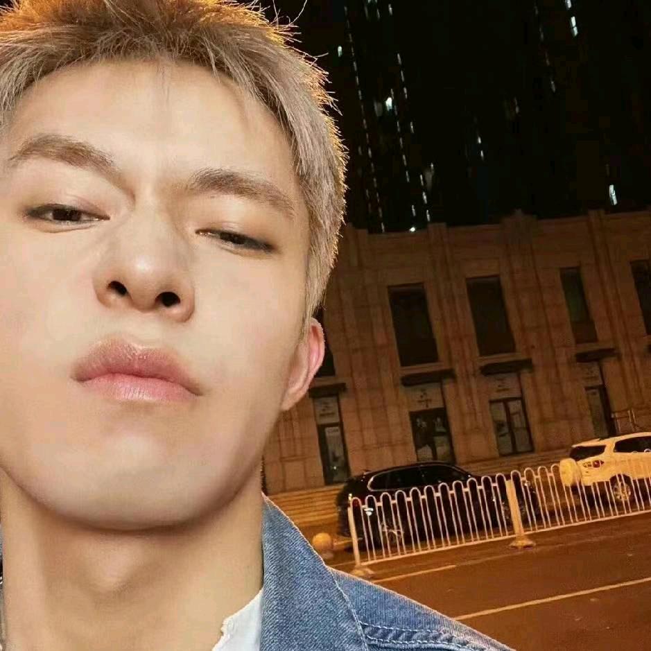 劉先生📷