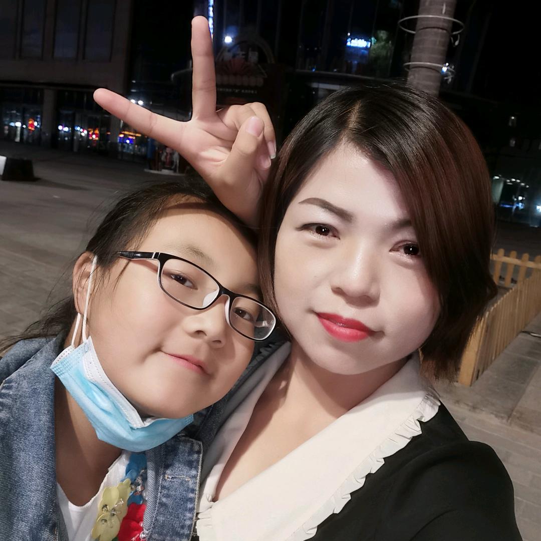 只饮烈酒˘•㉨•˘不谈过往